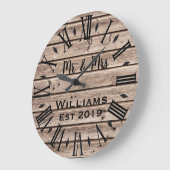 素朴ヴィンテージパーソナライズされたブラウンウッドカスタム ラージ壁時計 (傾斜)