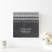 素朴ヴィンテージレースチョークボードスクリプトタイポグラフィ スクエア壁時計 (ホーム)