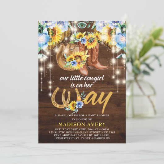 素朴女性のカーボーイブーツフローラベビーシャワー 招待状 (スタンド正面)