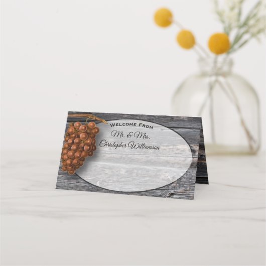 素朴屋外バ結婚ーンの木の葡萄 プレイスカード (正面)