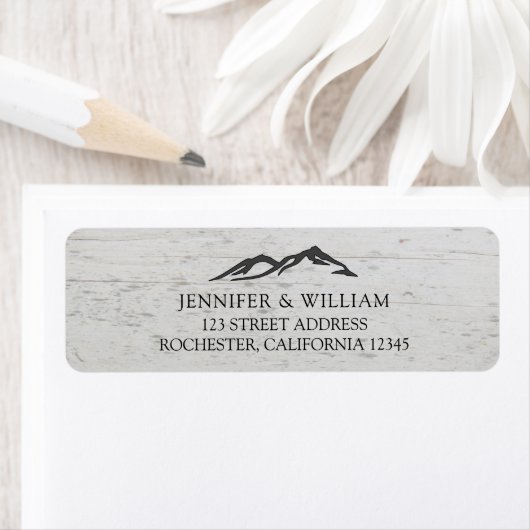 素朴山林の新郎新婦結婚 ラベル (インサイチュ)