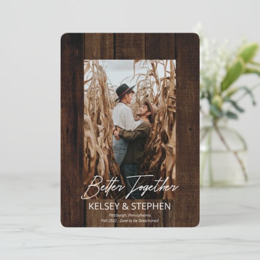 素朴木フェイクよりよい一緒に写真婚約 案内状 (スタンド正面)