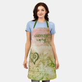 素朴木材リンクハートカスタムパーソナライズされた エプロン (着用した状態)