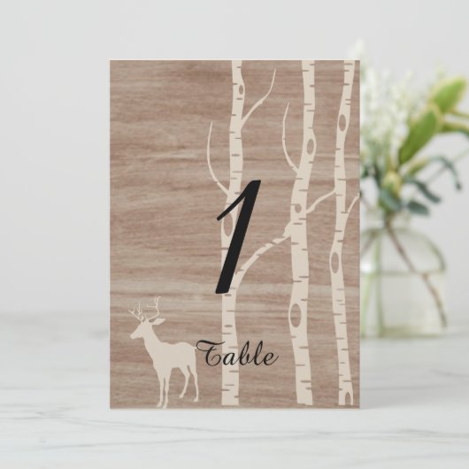 素朴樺の木の木と鹿の結婚テーブル番号 招待状 (スタンド正面)