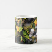 素朴水色紅葉モノグラムの コーヒーマグカップ (中央)