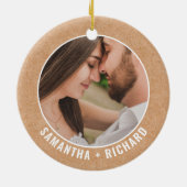 素朴紙1周年記念結婚カップル写真 セラミックオーナメント (裏面)