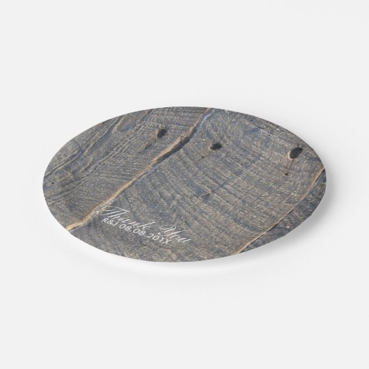 素朴結婚な納屋の木材の田舎の結婚式の好意 ペーパープレート (アングル)