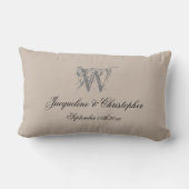 素朴結婚ギフト・モノグラム名 ランバークッション (裏面)