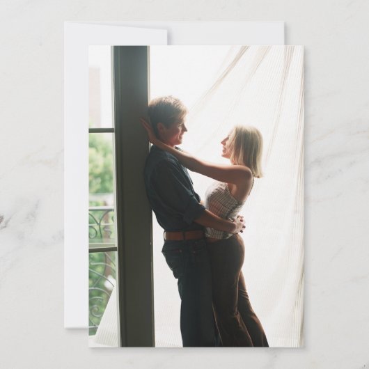 素朴緑のエレガント金ゴールドアーチ結婚写真 セーブザデート (裏面)