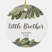素朴自然パーソナライズされた弟の緑 セラミックオーナメント (裏面)