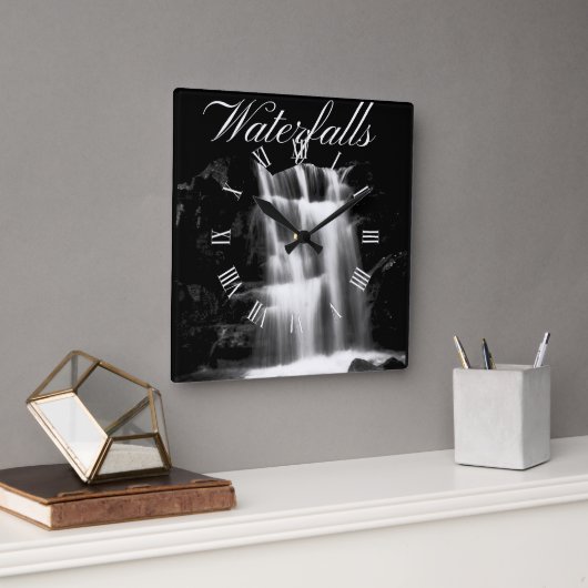 素朴自然景観滝 スクエア壁時計 (オフィス)