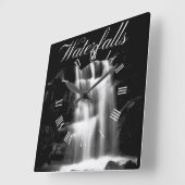 素朴自然景観滝 スクエア壁時計 (傾斜)