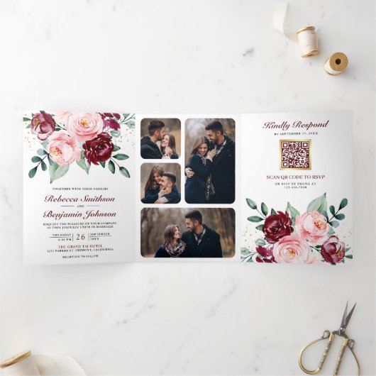 素朴赤面ピンクバーガンディフローラQRコード結婚s 三つ折り招待状 (内部)