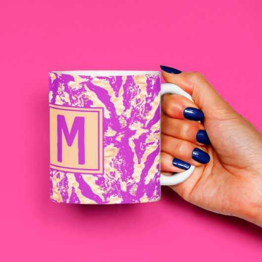 素朴金ゴールドオンパープルマーブルシックカスタムモノグラム コーヒーマグカップ