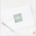 素朴Coastal Christmas Joy Squareシール スクエアシール<br><div class="desc">美しいビーチをテーマにしたクリスマスのホリデーカードのためのシール。喜飾び、砂ドル、ビーチの草と木の背景という言葉で。Blackberry Boulevardによって設計。</div>