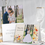 素朴Wildflower 2フォト鮮やかフローラ結婚ズ サンキューカード<br><div class="desc">素朴ワイルドフラワーのサンキューカードは結婚2倍の写真とカスタムてパーソナライズされた感謝してい、デザインを悪化させる。このカードは豊か縁どで暖かなニュートラルなトーンで鮮やかヴィンテージの植物性の野生の花と詳細な開花が豊富に自然含まれている。夏と赤オレンジ色のピンク色の青とクリームの紅葉がニュートラルな背景に豪華なデザイン救済は、ボホのテーマや庭園の結婚式、夏の結婚、秋のヴィンテージや田舎の結婚式など、さまざまなのシーンを設定し結婚た。招待状、文房具、ゲーム、イベントの日の装飾のコーディネートについては、私のワイルドフラワーのコレクションを参照するかメッセージを表示して必要なアイテムを追加してくださ素朴い結婚。</div>