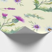 紫かわいらしのアザミの花、黄色の背景 ラッピングペーパー (角)