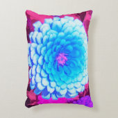 紫かわいらしの夏の庭の青い《植物》百日草 アクセントクッション (正面(垂直))