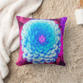 紫かわいらしの夏の庭の青い《植物》百日草 クッション (ブランケット)