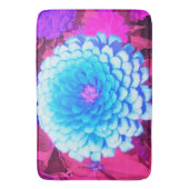 紫かわいらしの夏の庭の青い《植物》百日草 バスマット (正面縦)