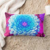 紫かわいらしの夏の庭の青い《植物》百日草 ランバークッション (ブランケット)