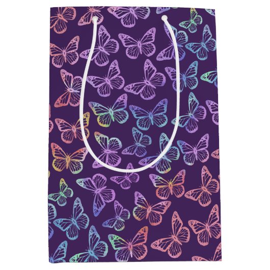 紫かわいらしガーリー蝶の模様の虹色 ミディアムペーパーバッグ (正面)