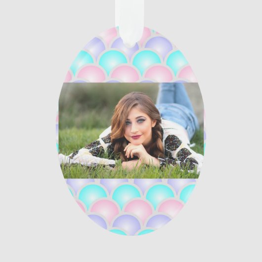 紫かわいらしピンクのアクアブルーのパステルマーメイドはかりで測 オーナメント (正面)