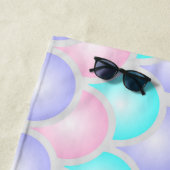 紫かわいらしピンクのアクアブルーのパステルマーメイドはかりで測 ビーチタオル (インサイチュ)