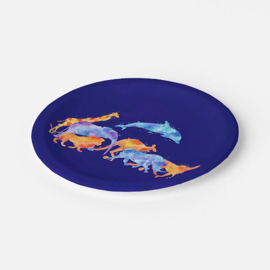 紫がかった青の背景の野生動物の群れ ペーパープレート (アングル)