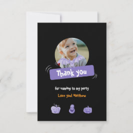 紫とオレンジのハロウィーンの誕生日。カスタム サンキューカード