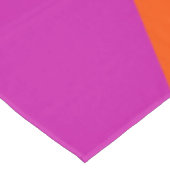 紫とオレンジの対角レトロストライプ テーブルクロス (アングル)