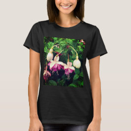 紫とクリームの花 Tシャツ