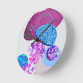 紫とシアンのモダン図形 ラウンド壁時計 (傾斜)