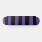紫とストライプ黒の不均一な スケートボード (横)