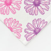 紫とピンクのデイジーパターン フリースブランケット (角)