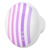 紫とピンクの垂直ストライプ文字モノグラム セラミックノブ (右)