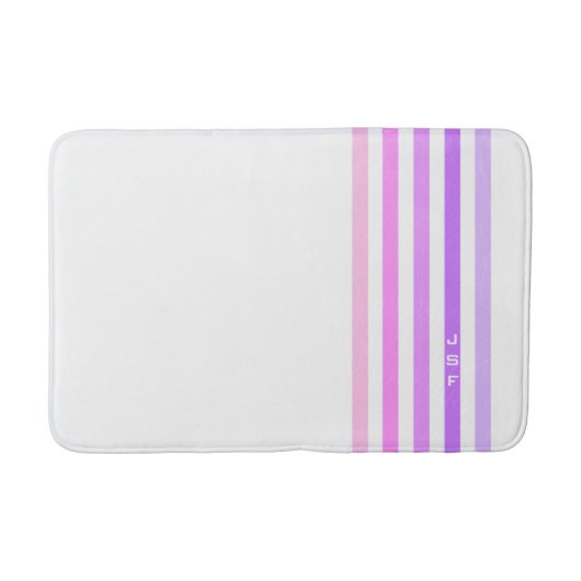 紫とピンクの垂直ストライプ文字モノグラム バスマット (正面)