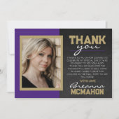 紫とブロンズの卒業写真サンキューカード 招待状 (正面)