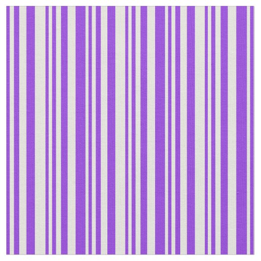 紫とベージュのパターン ファブリック (クローズアップ)