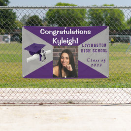 紫と灰色のビニールの卒業写真 横断幕