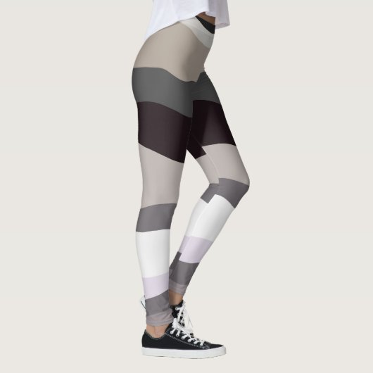 紫と灰色の波状のストライプ レギンス (右)