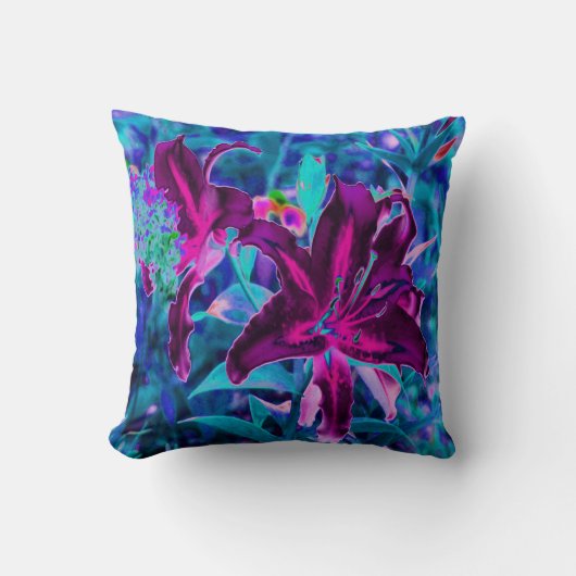 紫と熱いピンクの抽象芸術オリエンタルユリの花 クッション (正面)