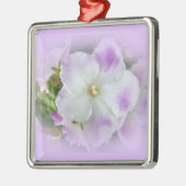 紫と白のアファンシーフリカのスミレ メタルオーナメント (左)