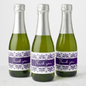 紫と白のダマスクのカスタムウェディング スパークリングワインラベル (ボトル)
