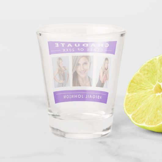 紫と白の卒業写真コラージュ ショットグラス (裏面)