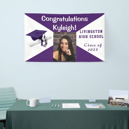紫と白の卒業写真 横断幕 (トレードショー)