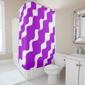 紫と白の斜め波パターン シャワーカーテン (インサイチュ)