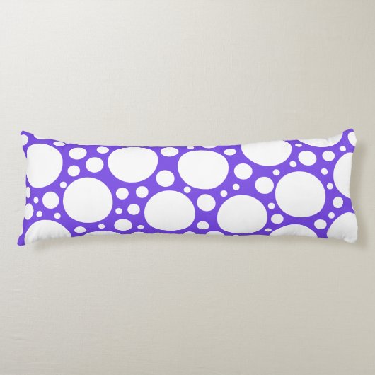 紫と白の水玉模様 ボディピロー (正面)