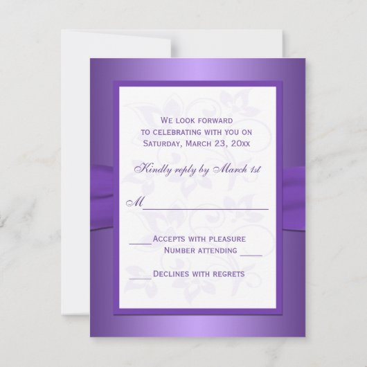 紫と白の花模様のハートがつながったRSVPカード 出欠カード (裏面)