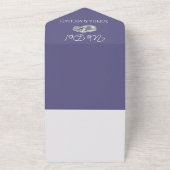 紫と白結婚のリングや輪 オールインワン招待状 (外側)